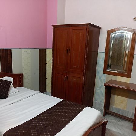 Hotel Riz Варанаси Экстерьер фото