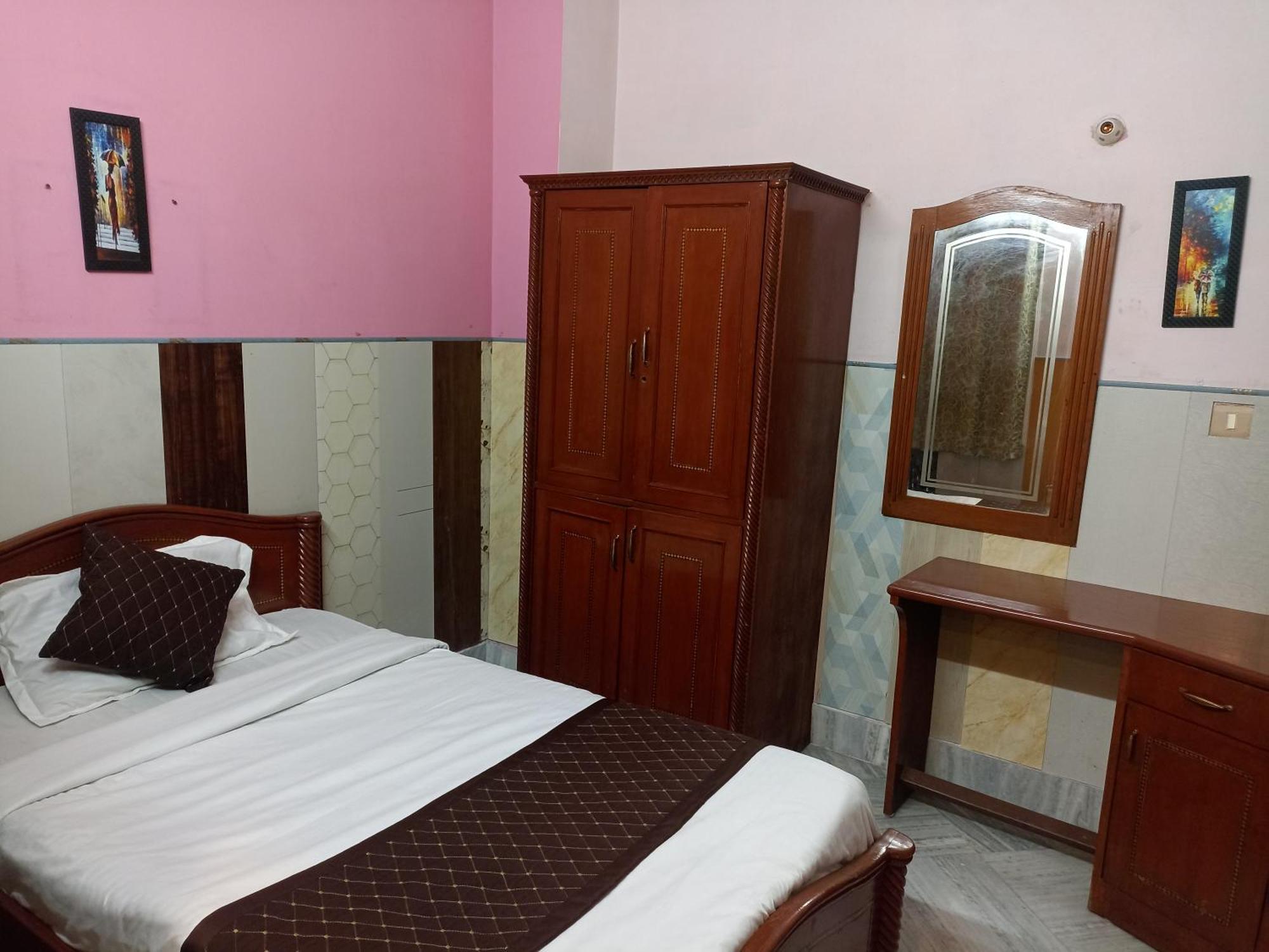 Hotel Riz Варанаси Экстерьер фото