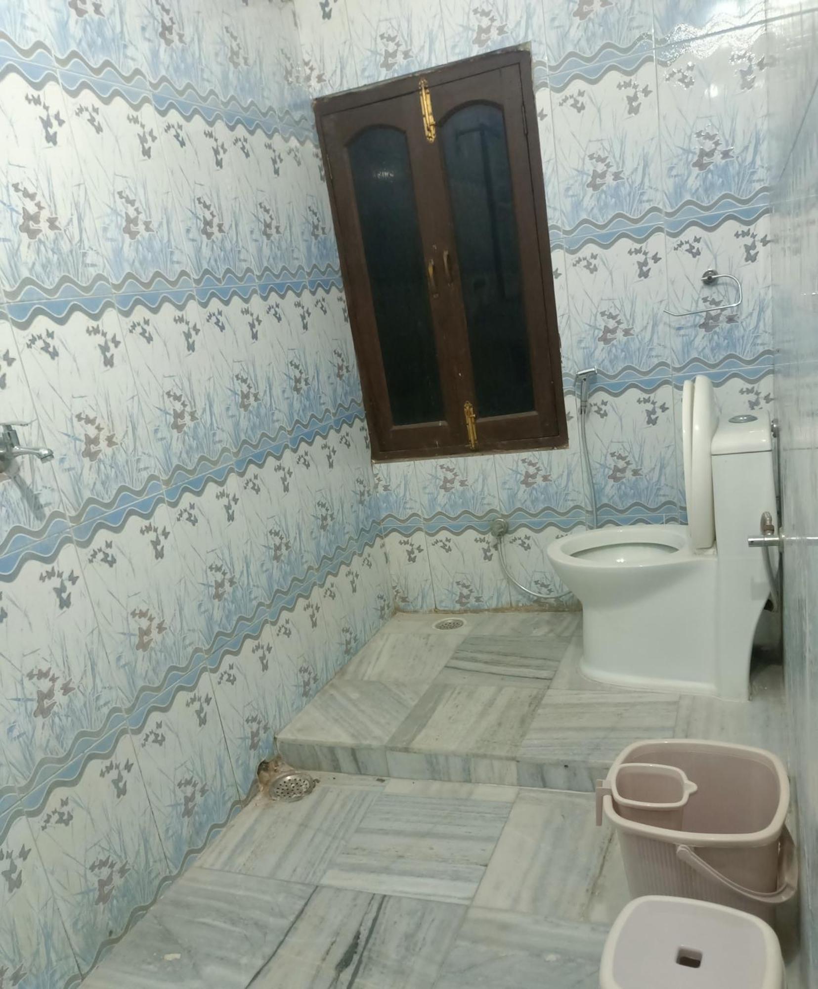 Hotel Riz Варанаси Экстерьер фото