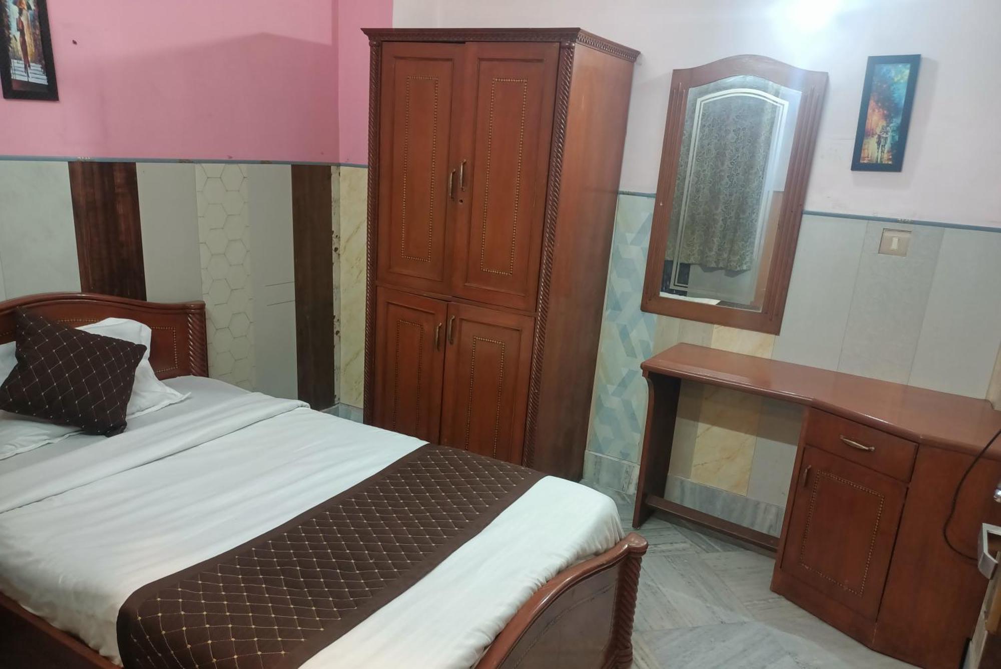 Hotel Riz Варанаси Экстерьер фото
