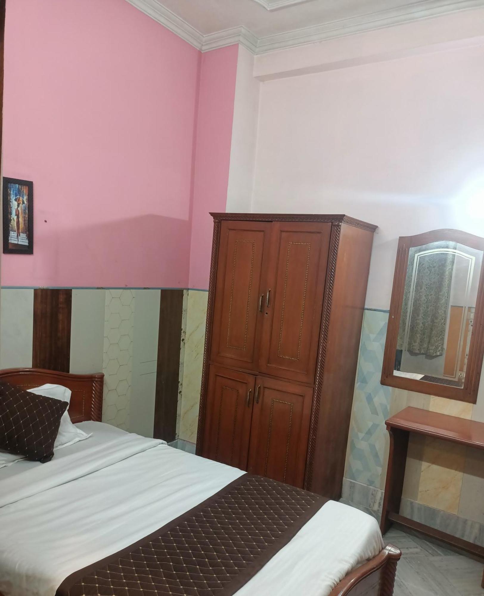 Hotel Riz Варанаси Экстерьер фото